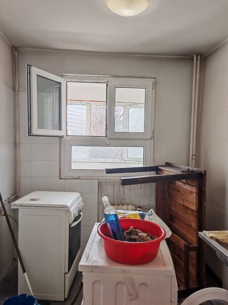 Titan, Liviu Rebreanu, Restaurant Alba