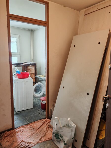 Titan, Liviu Rebreanu, Restaurant Alba